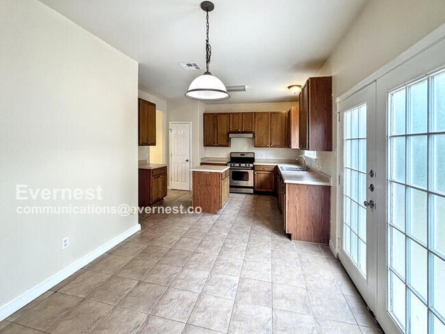 Foto del edificio - 3502 Cheyenne St