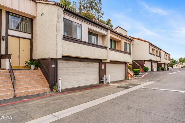 Foto principal - 742 S Garfield Ave