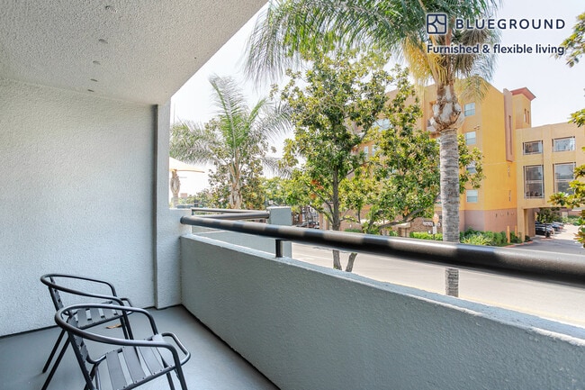 Building Photo - 250 S San Fernando Blvd