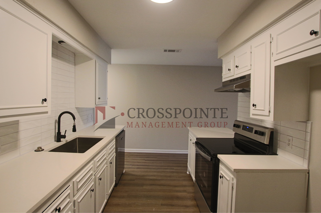 Foto del edificio - Aberdeen Duplex - 4309/4313 SERIES 308