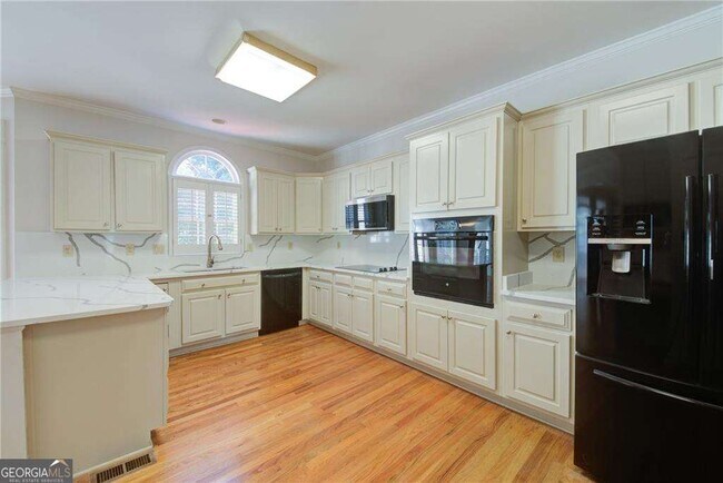 Foto del edificio - 2020 Ridge Gate Dr