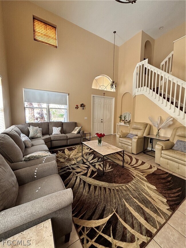 Building Photo - 17533 Holly Oak Ave