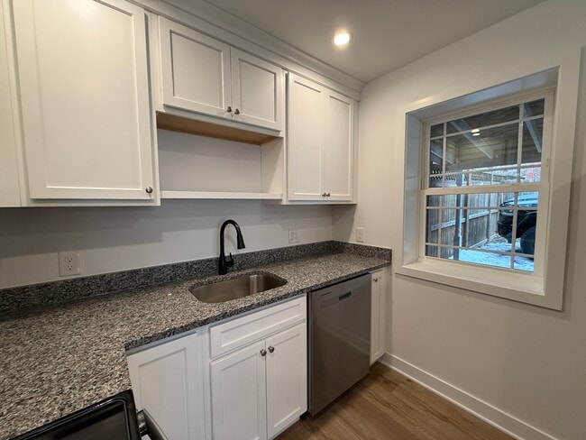 New Kitchen! - 303 Wollerton St