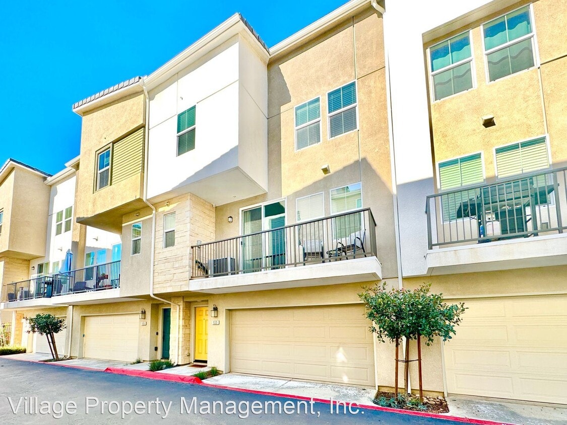 Primary Photo - 2 br, 2.5 bath House - 344 Fitzpatrick Roa...