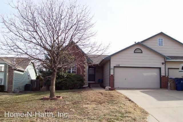 Primary Photo - 4 br, 2 bath House - 1120 Sunset