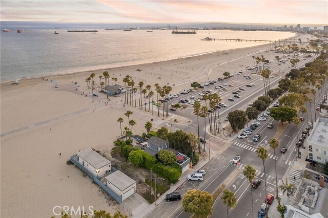 Foto del edificio - 5102 E Ocean Blvd