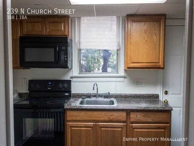 Building Photo - 3 Bedroom Home in Allentown PA