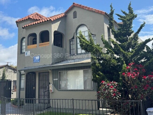 Foto del edificio - 2028 Chestnut Ave