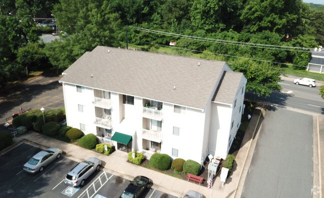 Aerial Photo - Arbor Crest Apartments