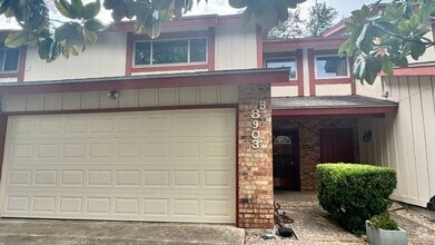 Building Photo - 8903 Trone Cir
