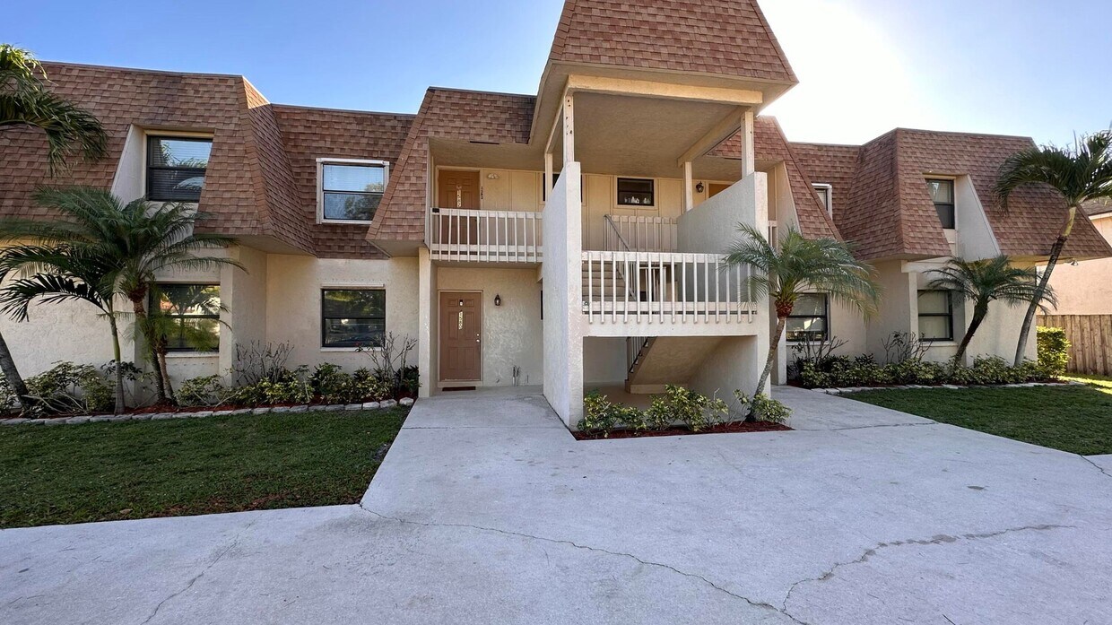 1584 Montauk Dr Unit 1584, Wellington, FL 33414 Apartments in