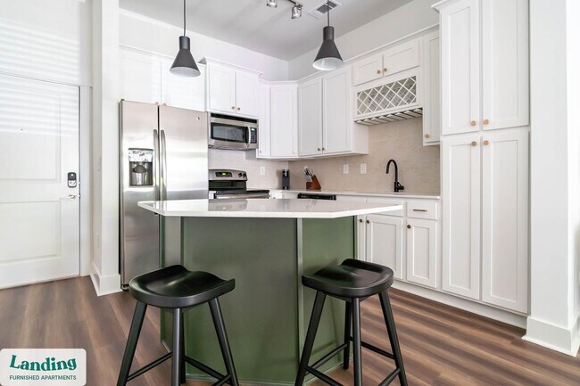 Foto del edificio - 2101 Lakeside Lofts Cir