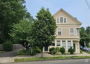 Building Photo - 169 Winchester Ave
