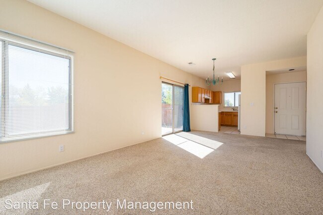 Foto del edificio - 2 br, 2 bath House - 6345 Milagro Luna