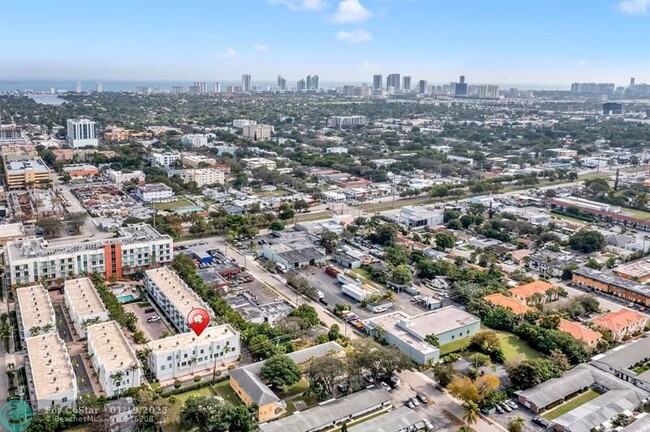 Foto del edificio - 2142 Van Buren St