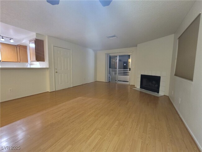 Foto del edificio - 2200 Highpointe Dr