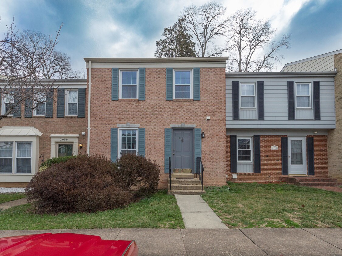 2961 Cashel Ln, Vienna, VA 22181 House for Rent in Vienna, VA