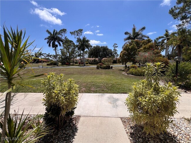 Foto del edificio - 1017 Pine Isle Ln