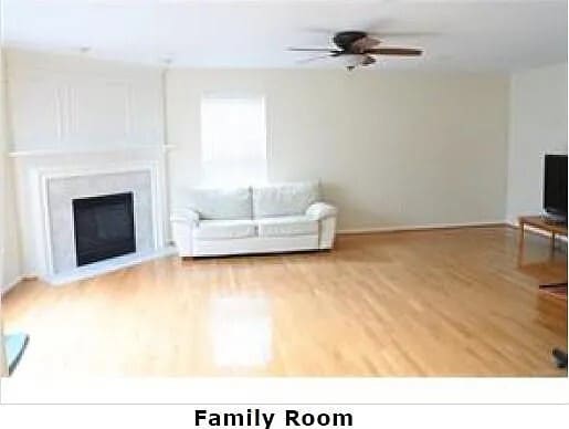 Foto del edificio - 3165 Empire State Dr