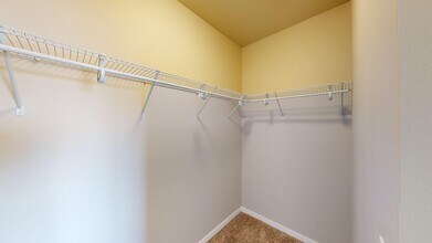 Closet - Marion Crossing Apartments