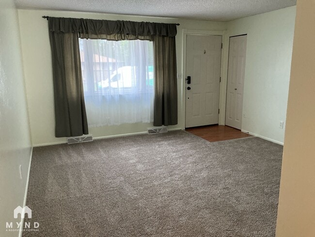 Building Photo - 10173 W 68th Way