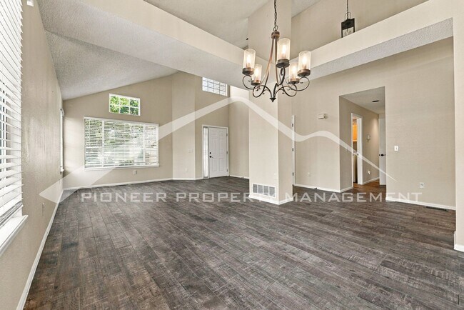 Foto del edificio - 9603 Laredo St