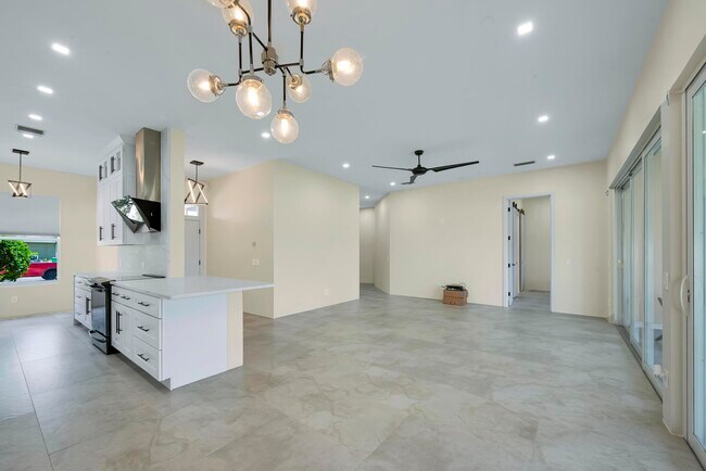 Foto del edificio - 176 NW Bentley Cir