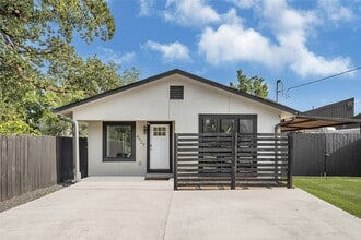 Building Photo - 4929 Creekmont Dr