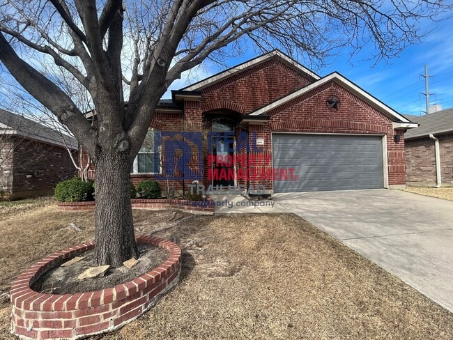 Photo - 3929 Eaglerun Dr House