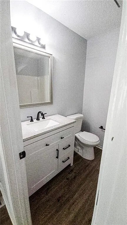 Foto del edificio - 5582 Windwood Rd
