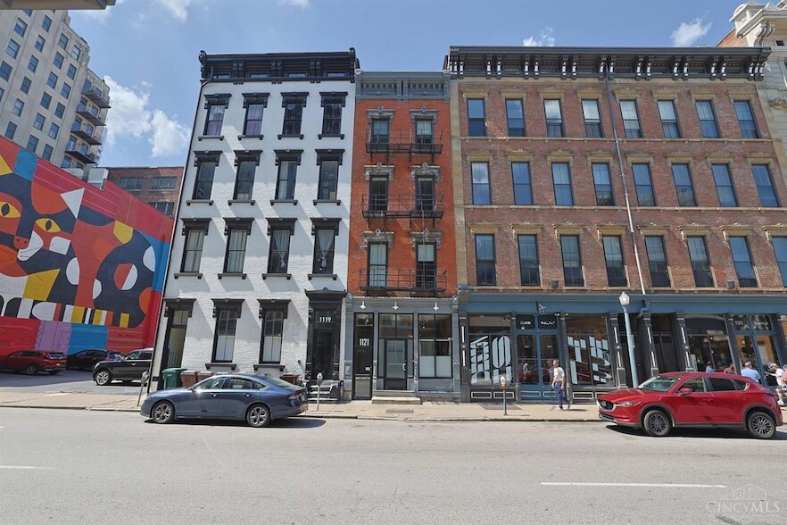 Photo - 1121 Walnut Street
