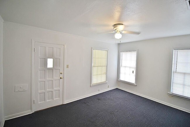 Foto del edificio - 3943 Wilder St