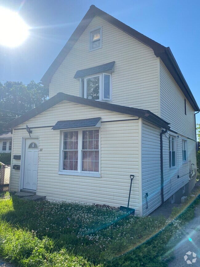 Floral Park Crest Apartments for Rent Elmont, NY 1 Rentals