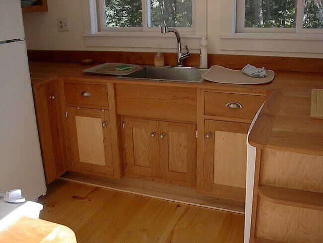 Foto del edificio - 61 Birch Island Ln