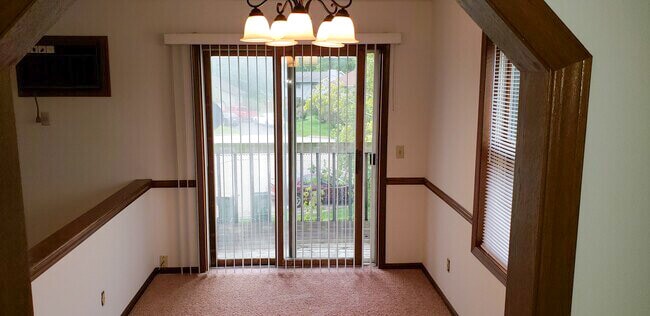 Building Photo - 645 Galena Ct