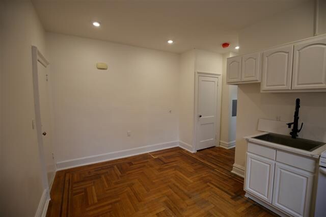 Primary Photo - 311 79th St