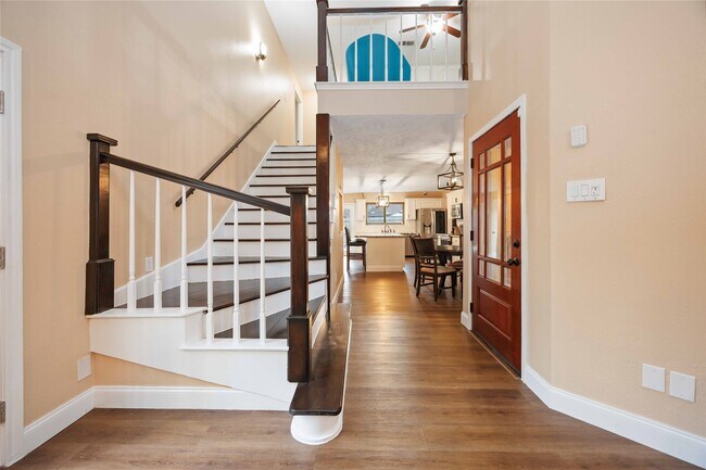Foto del edificio - 7310 Hickory Ln