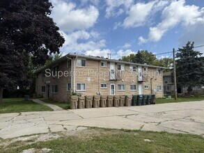 Building Photo - 1719 Blossom Ln