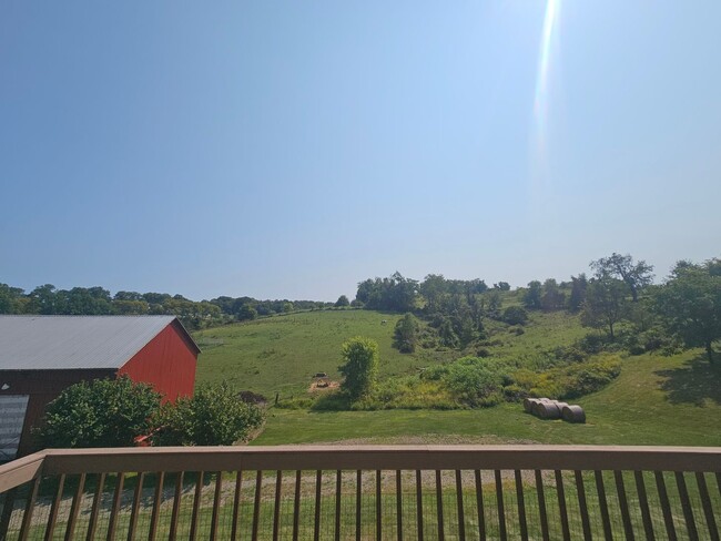 Building Photo - Amazing Farm Property!
