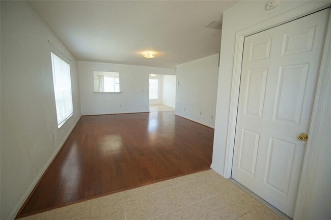 Building Photo - 24606 Victoria Wood Ct