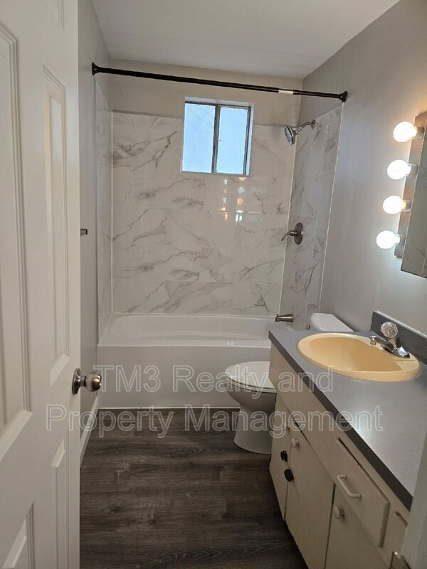 Foto del edificio - 2514 Ousdahl Rd