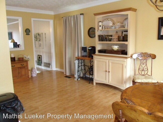 Foto del edificio - 3 br, 1.5 bath House - 1013 Highland Cir