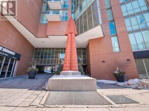 Building Photo - 112 George St