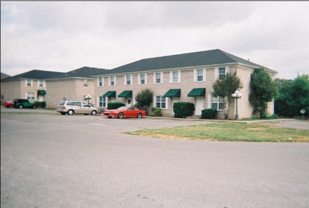 Primary Photo - 525 Lost Cir