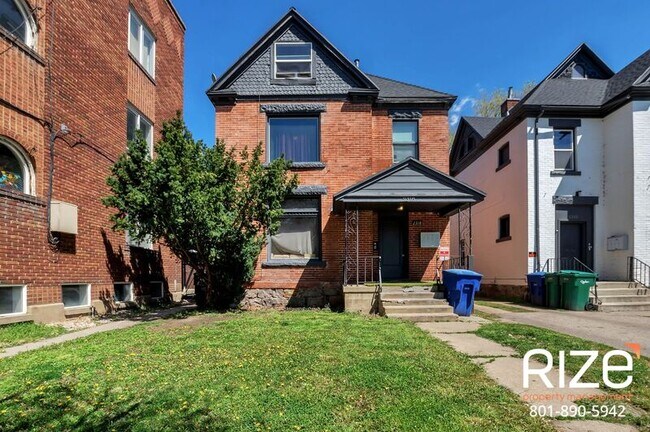 Building Photo - 2318 Jefferson Ave