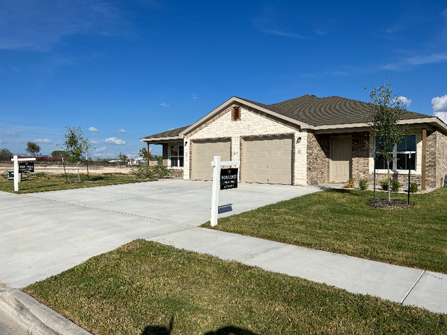 Building Photo - 5806 McGregor Lp
