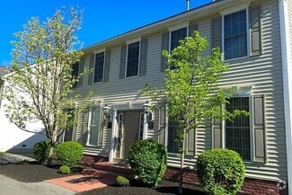 Exterior - Large 3 Bedroom Townhouse