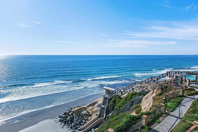 Building Photo - 190 Del Mar Shores Terrace