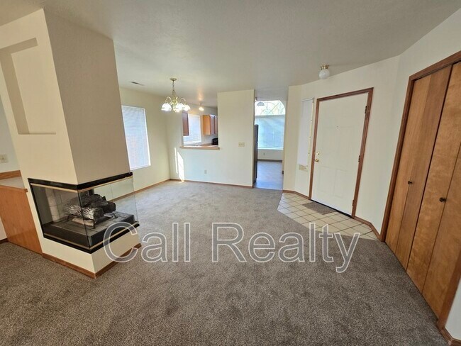 Foto del edificio - 5116 S Smith Ct