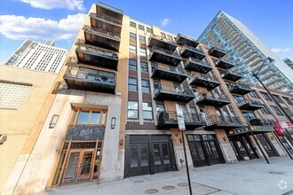 Building Photo - 1307 S Wabash Ave